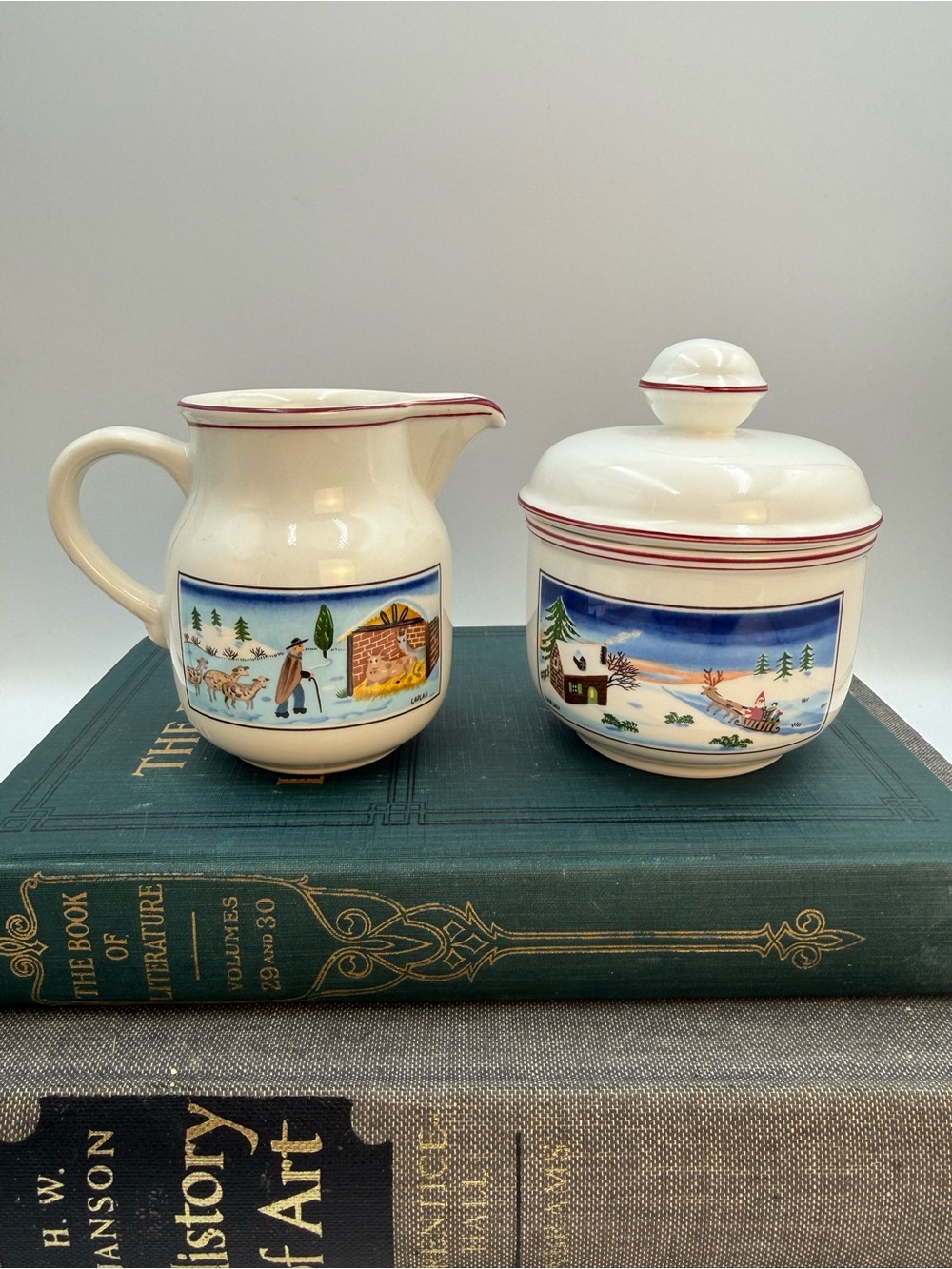 Vintage Naif Christmas Sugar Bowl with Lid and Creamer - Villeroy & Boch